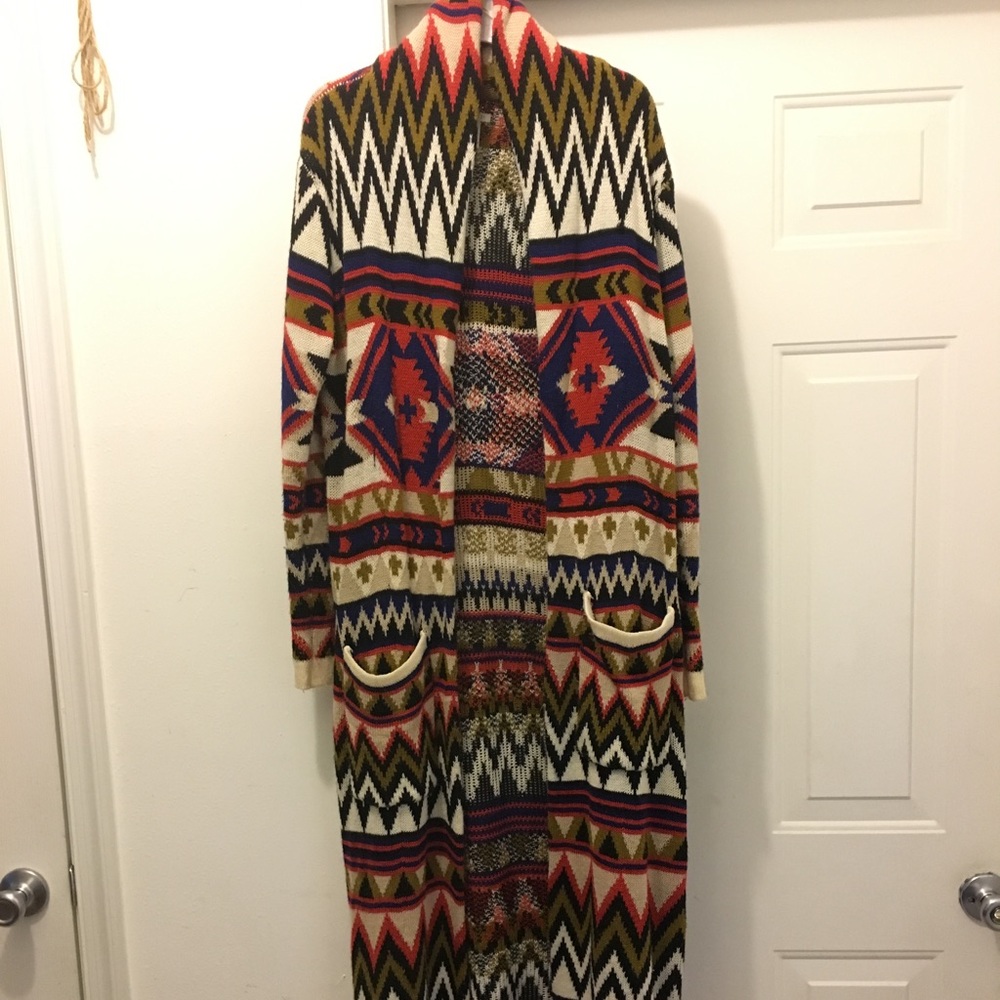 Forever 21 Aztec Cardigan robe